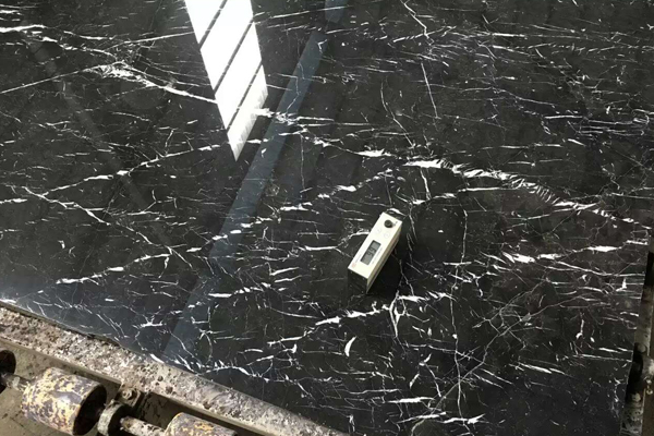 black natural marble for countertop 