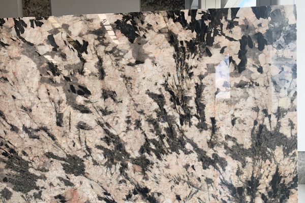 China supplier of granite luxury stone 