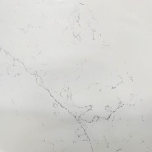 longue surface en quartz veiné de marbre