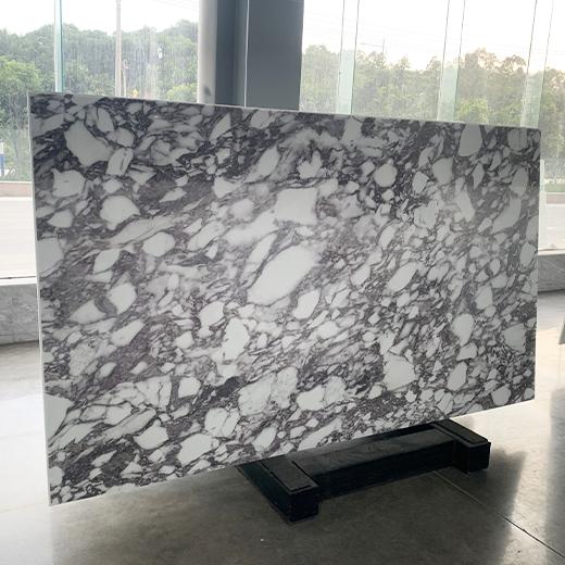 Dalle de pierre artificielle en marbre gris
    
