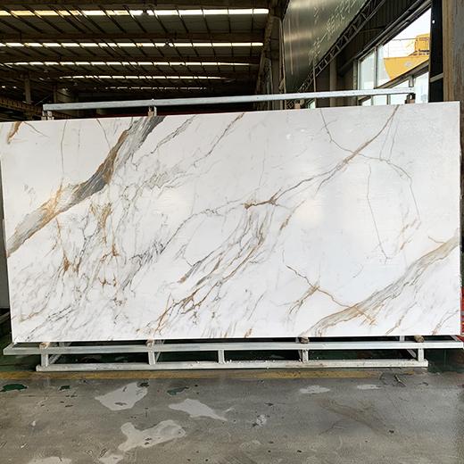 fournisseur de pierre frittée pleine masse